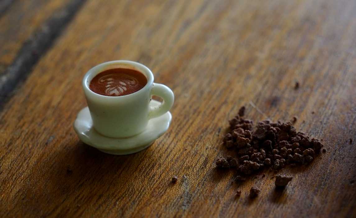 cafe miniature.jpg